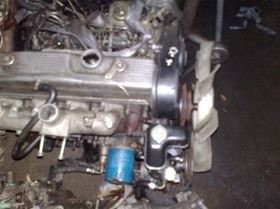 汽车配件 提升车辆性能与保障行车安全的关键